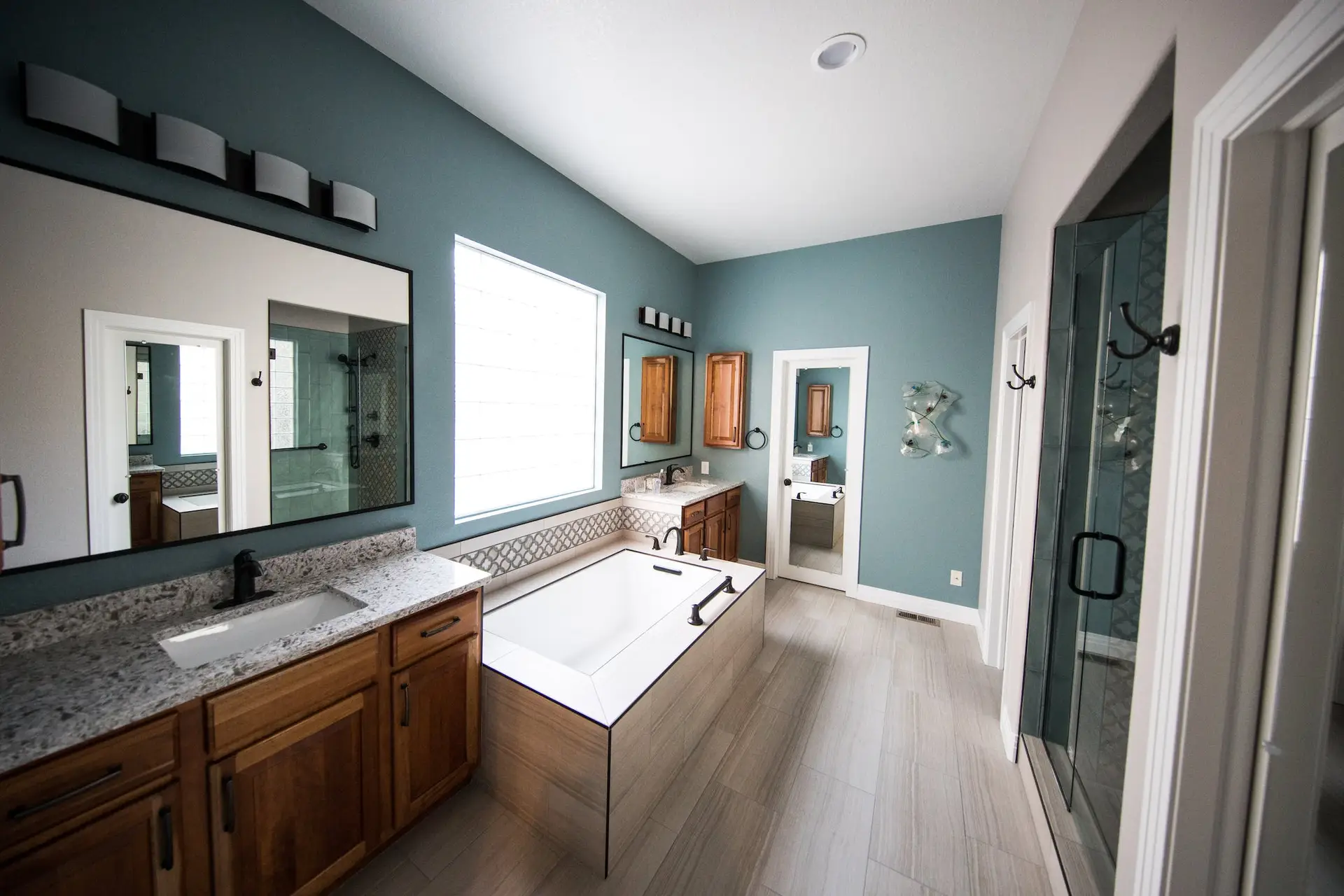 Bathroom Remodeling | LA Carpet